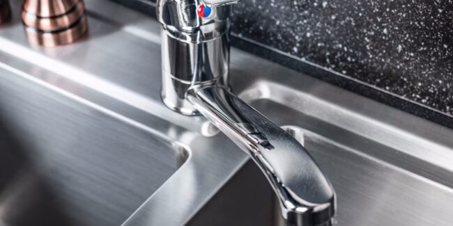 Can anyone fit a kitchen tap